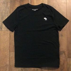 Abercrombie kids black tee